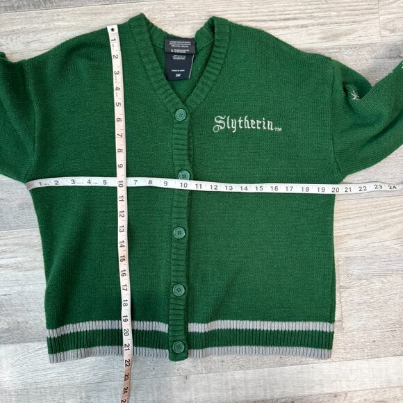 Harry Potter Kelly Green Slytherin Embroidered Cardigan Sweater B27 - Picture 5 of 6